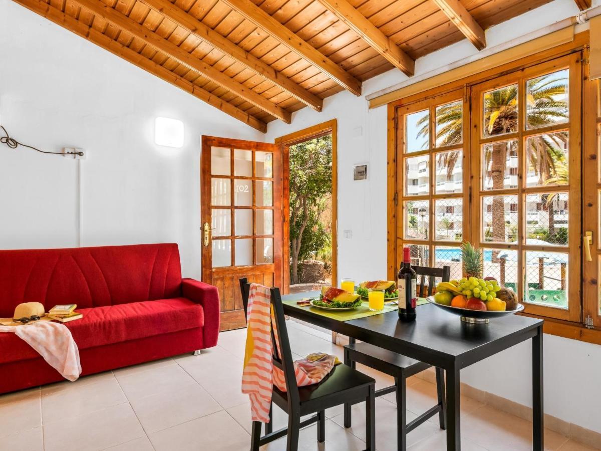 101 Bright, Pool View And Air Conditioning